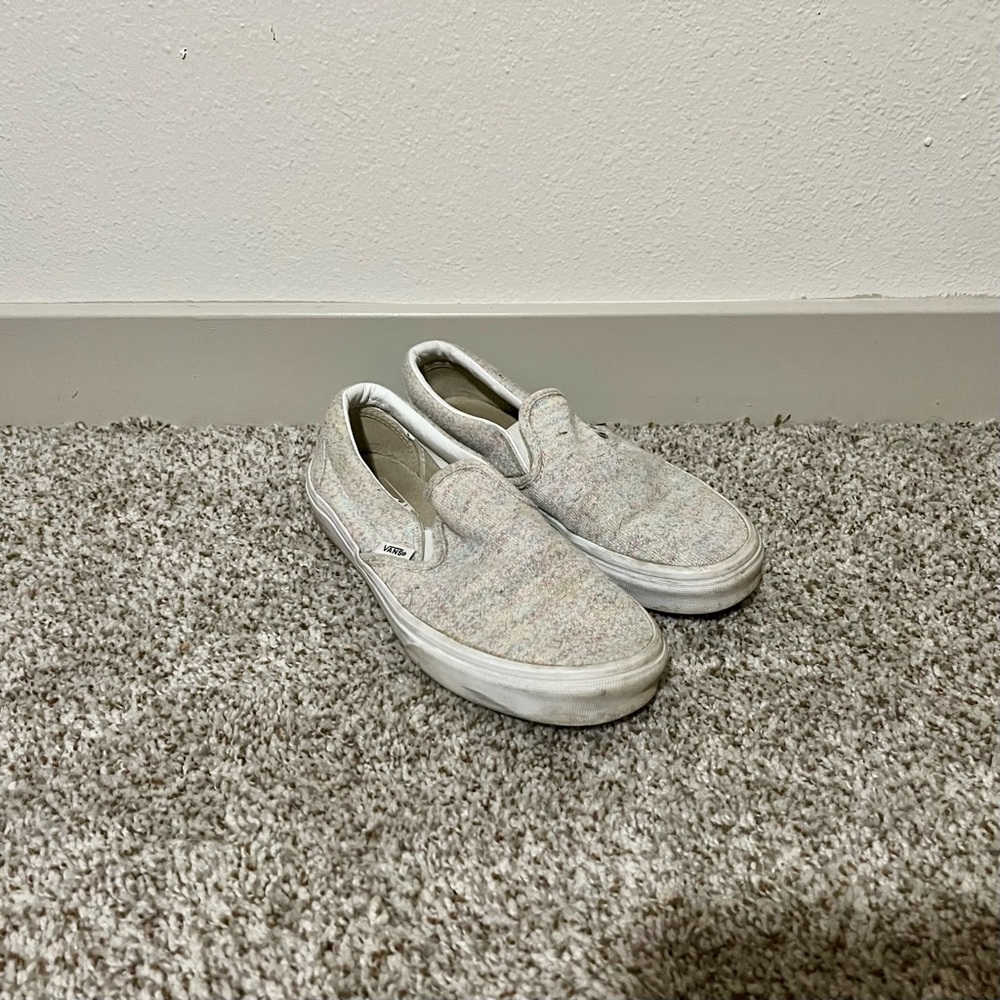 Vans Classic Slip-On Shoes – Size 8.5